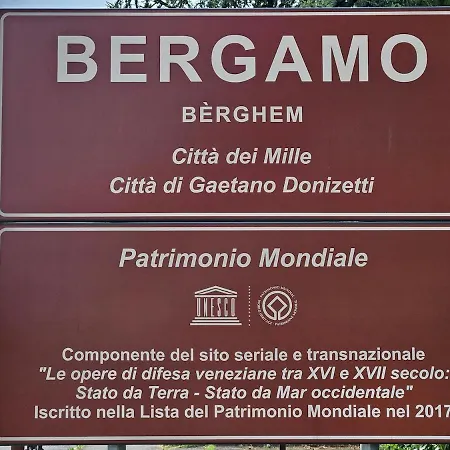 Panoramic Luxury W Garage Happy 2 Apartament