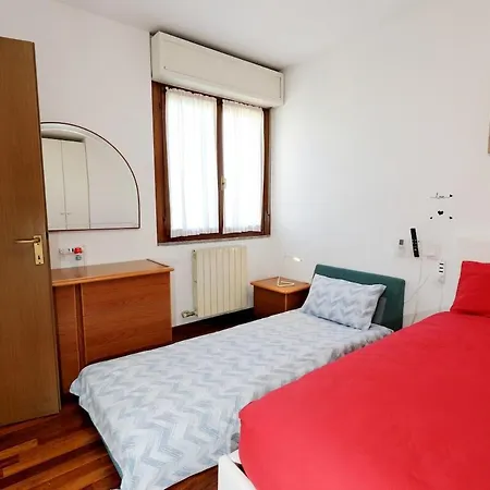 Apartament Panoramic Luxury W Garage Happy 2 Bergamo