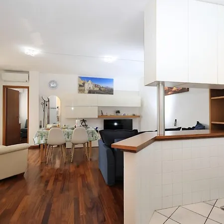 Apartament Panoramic Luxury W Garage Happy 2 Bergamo