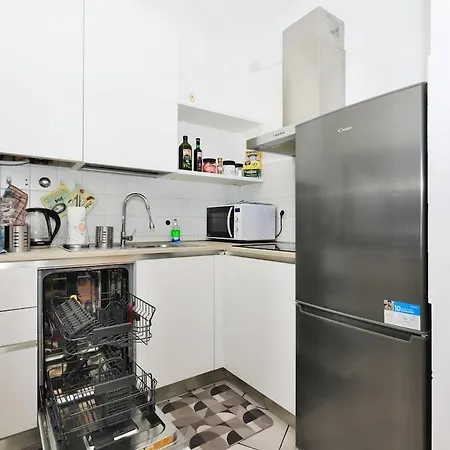 Apartament Panoramic Luxury W Garage Happy 2 *